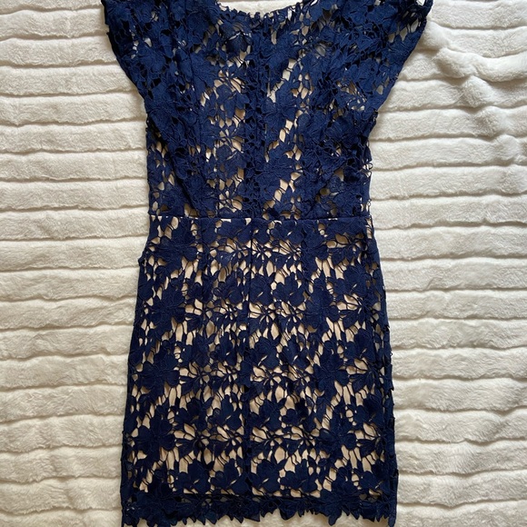 Lace Mini Dress - Picture 2 of 3